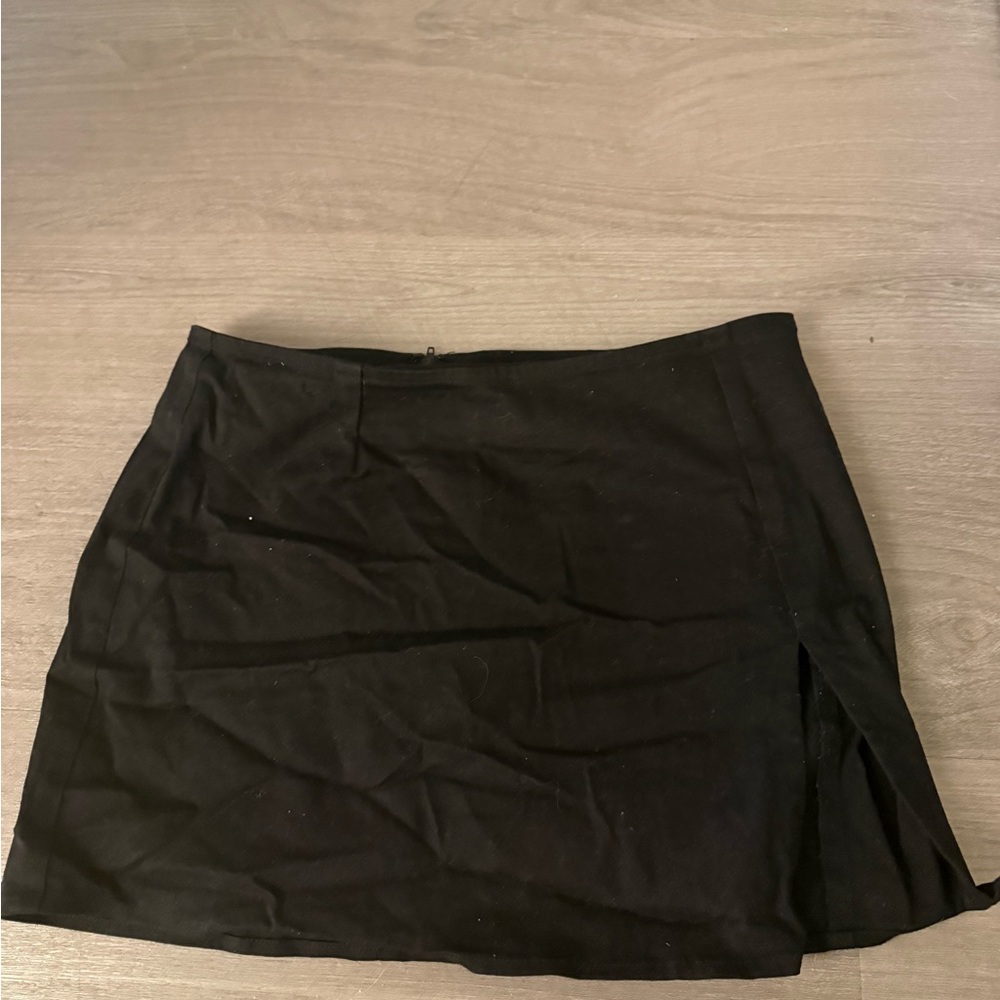 Motel Rocks Black Mini Pencil Skirt with Slit